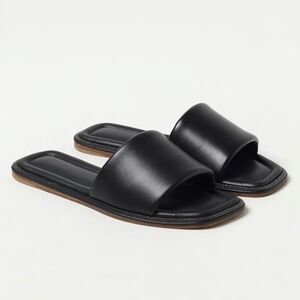 BRUNELLO CUCINELLI Leather Slides Sandals with Monili Trim in Black Size 39